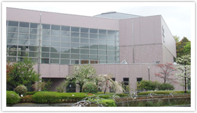昭和薬科大学校舎